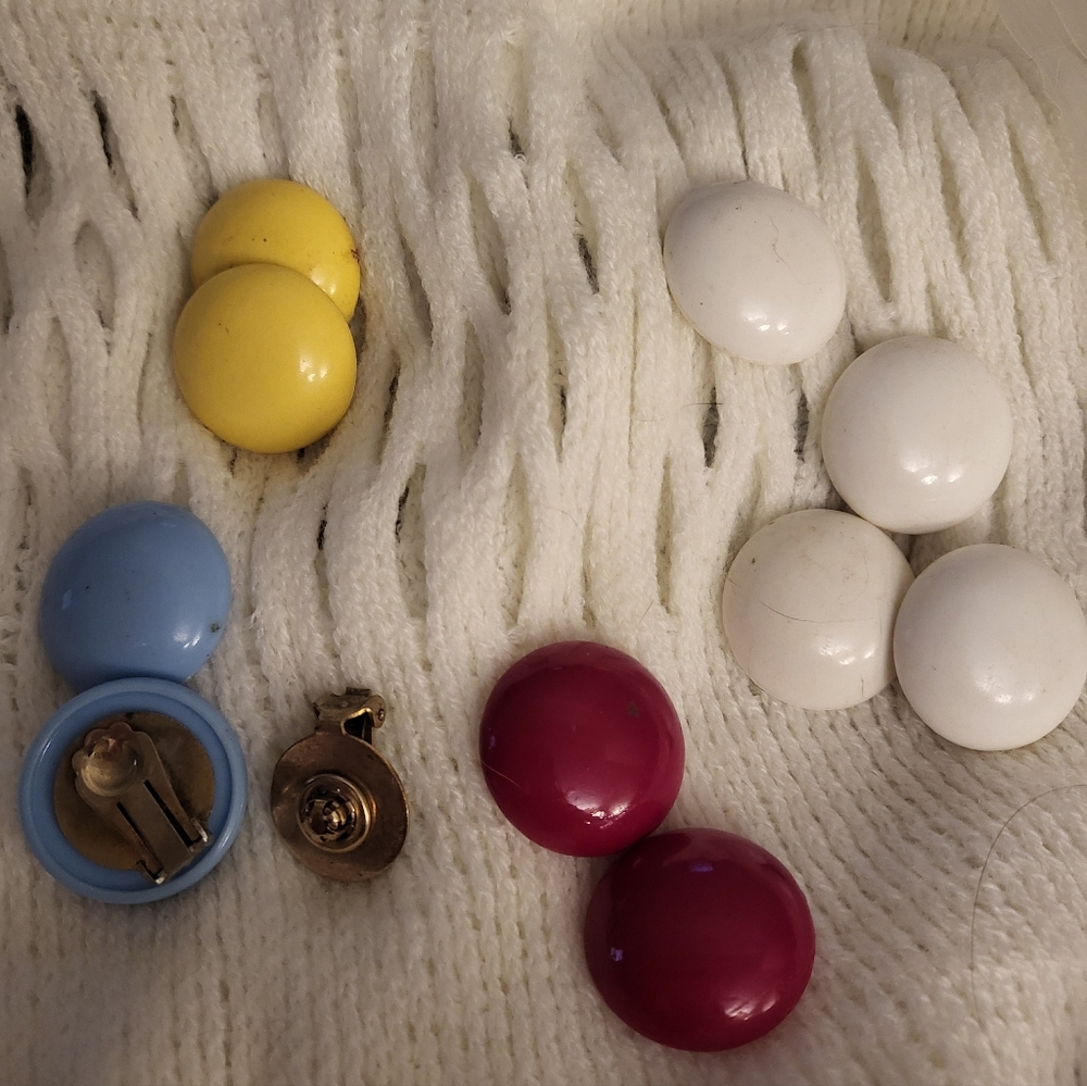 Colorful Vintage Clip On Earrings Attach Different Colors